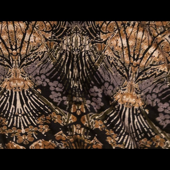 OPEN TO OFFERS Free People Patterned Lace Top - Picture 4 of 4